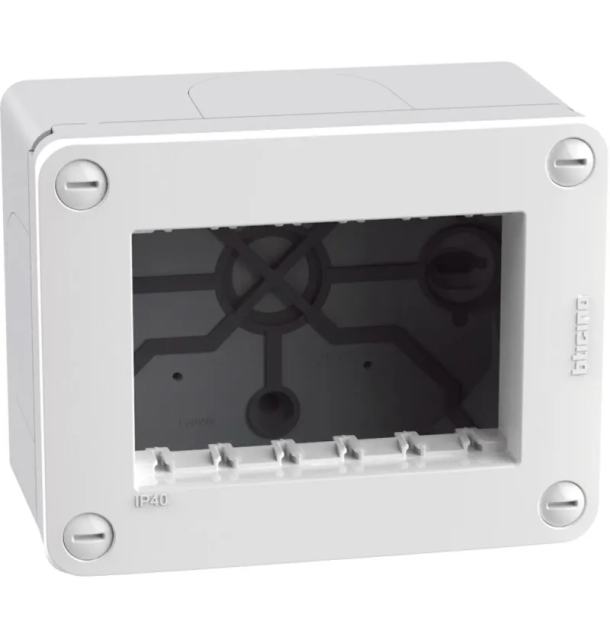 Scatola da parete custodi 3 moduli IP40 MatixGo Bticino 28403W